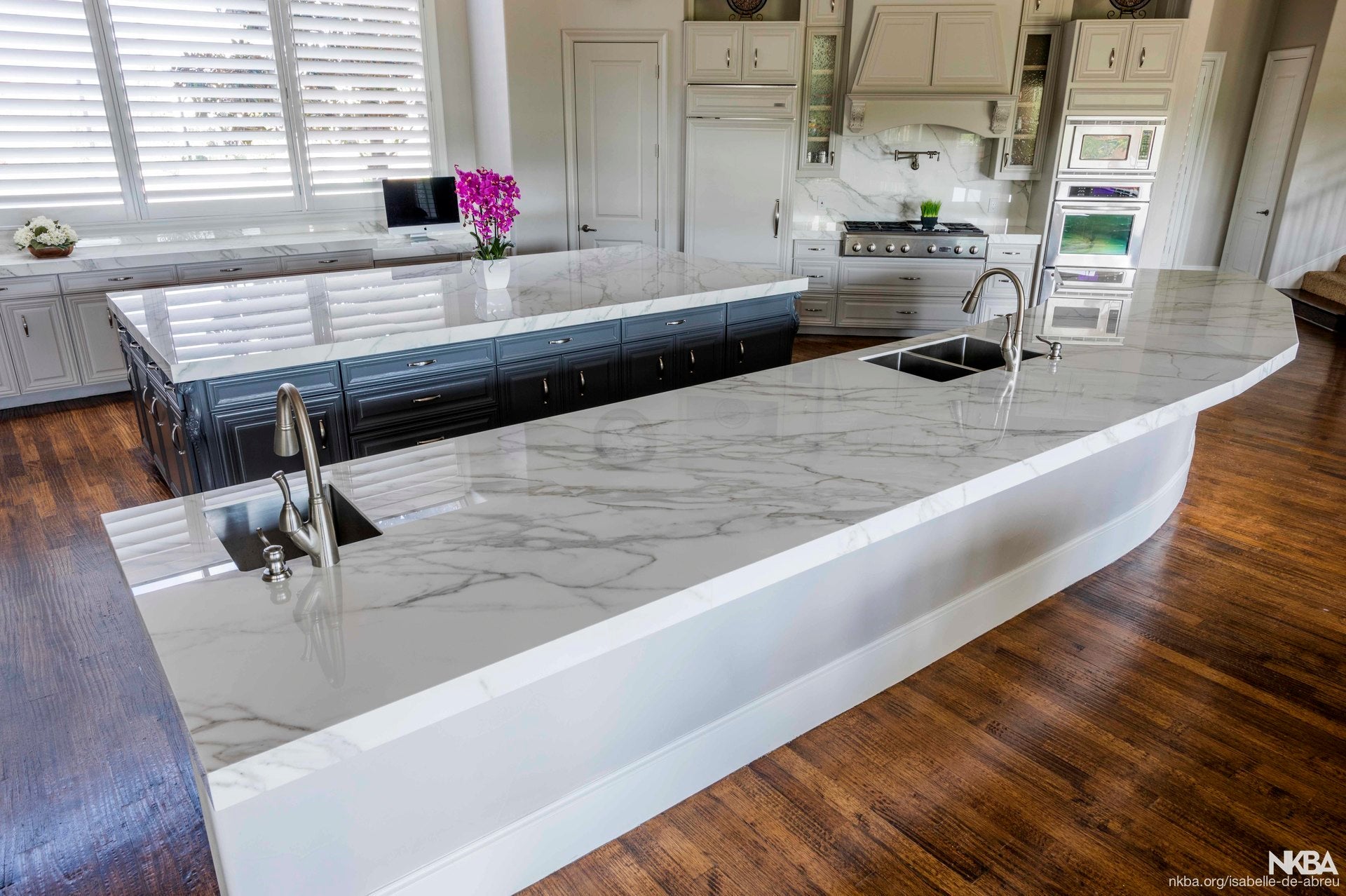 Buy Calacatta Roma Neolith slab $817.86 at Zicana Boutique