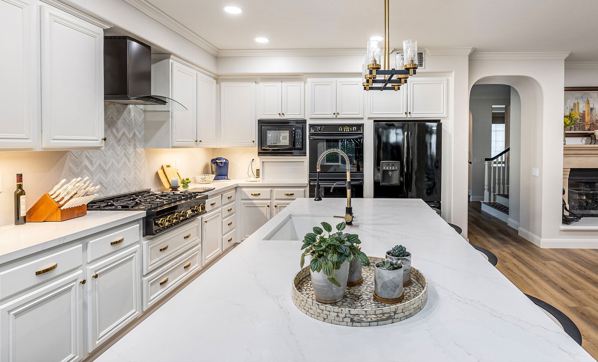 Organic White Caesarstone Benchtop Kitchen Cabinets Caesarstone